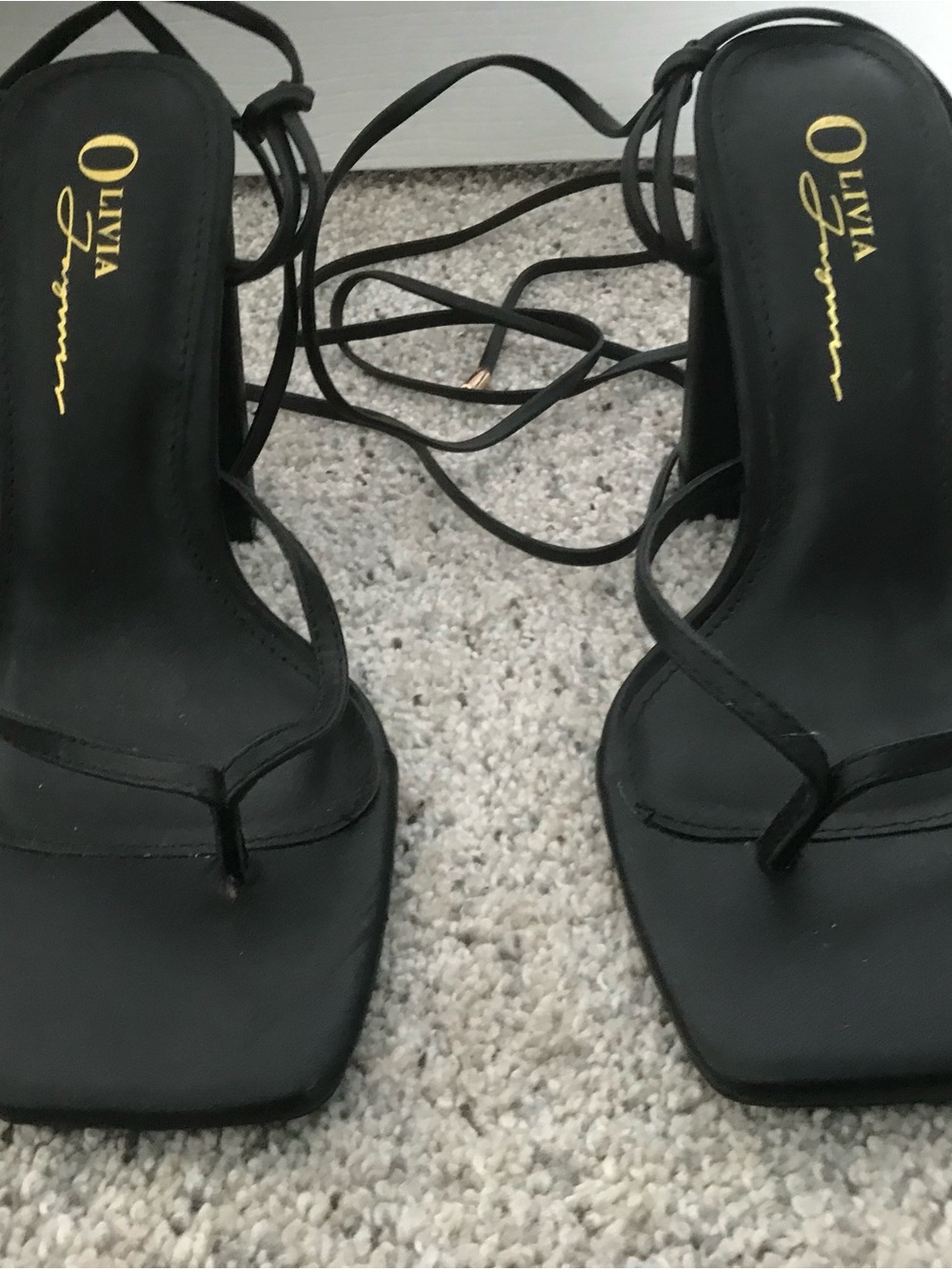 Olivia Zizzi Black Lace-Up Square-Toe Heels